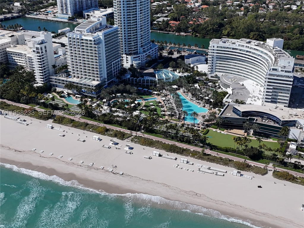 Real estate property located at 4391 Collins Ave #1703, Miami-dade, Fontainebleau Iii Ocean C, Miami Beach, FL
