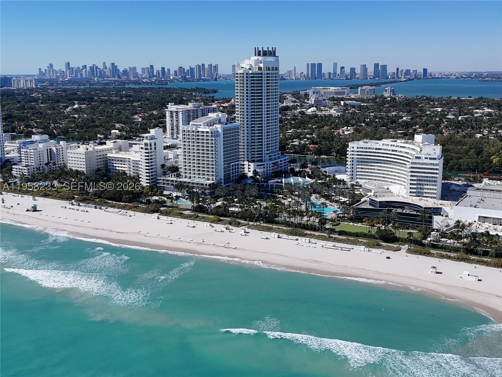 Real estate property located at 4391 Collins Ave #1703, Miami-dade, Fontainebleau Iii Ocean C, Miami Beach, FL