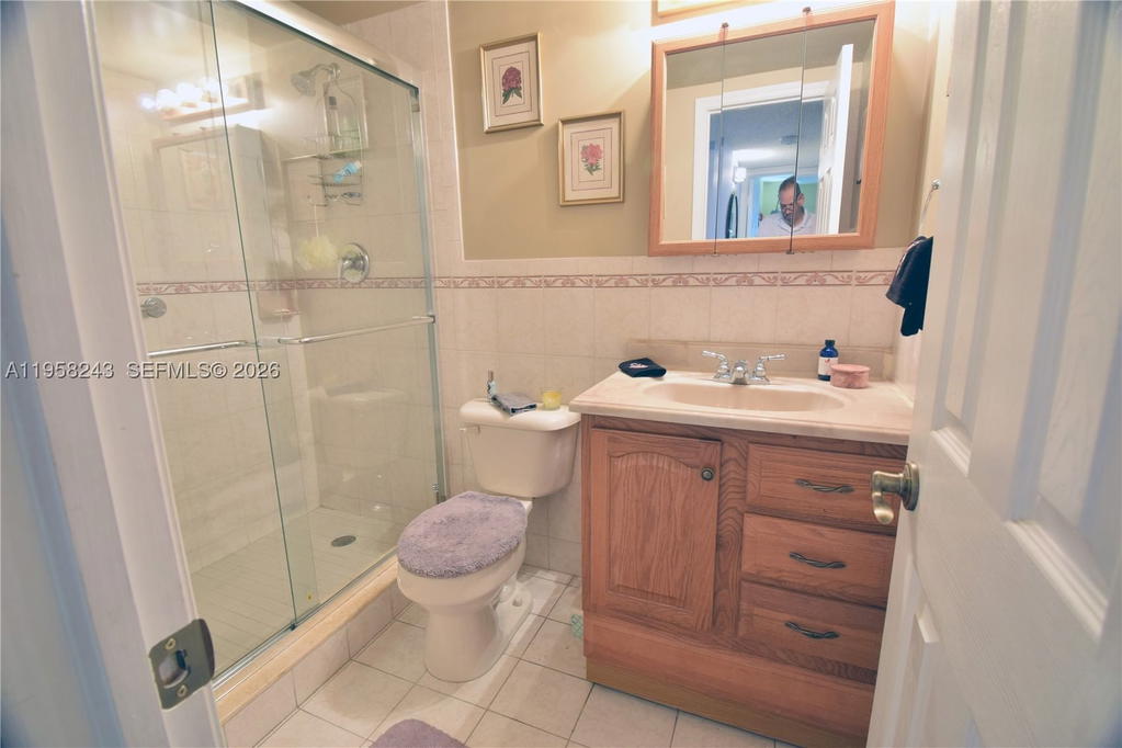 Real estate property located at 9301 4th St #114E, Miami-dade, South Winds Condo, Miami, FL