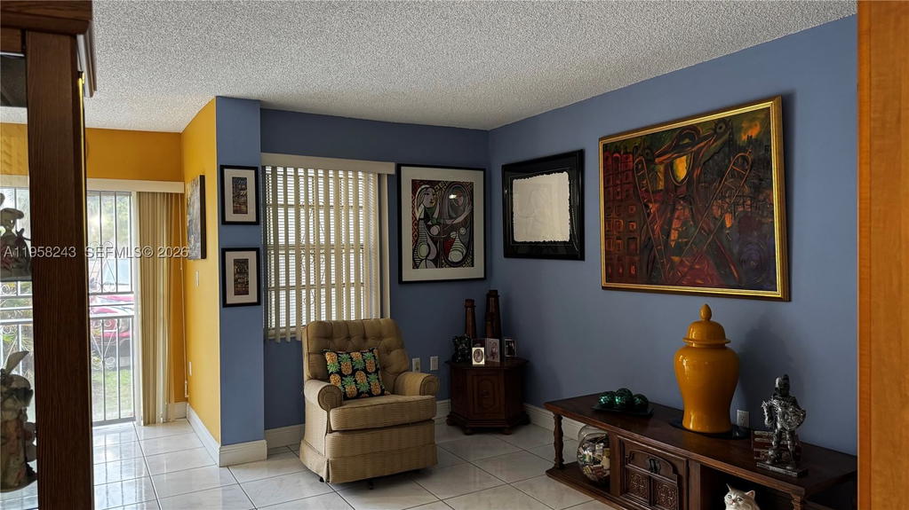 Real estate property located at 9301 4th St #114E, Miami-dade, South Winds Condo, Miami, FL