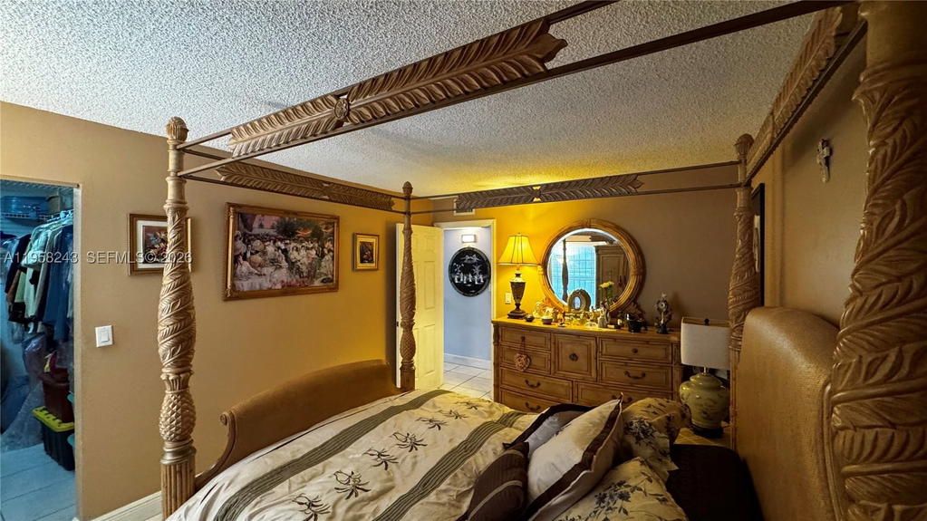 Real estate property located at 9301 4th St #114E, Miami-dade, South Winds Condo, Miami, FL