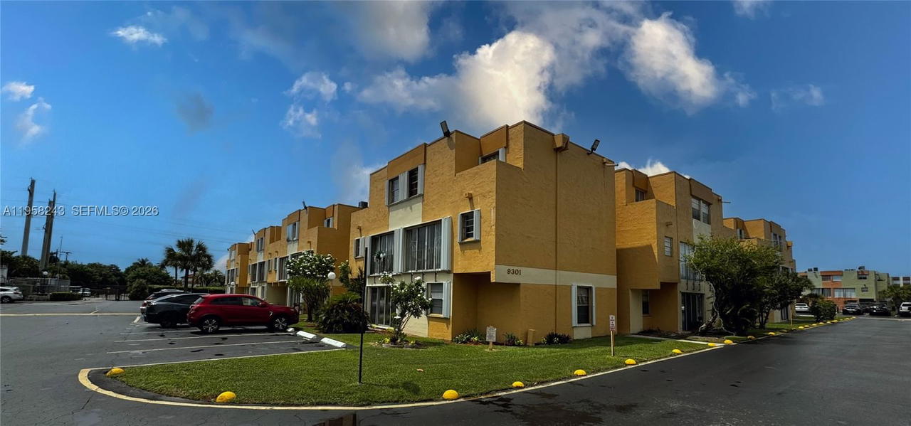 Real estate property located at 9301 4th St #114E, Miami-dade, South Winds Condo, Miami, FL