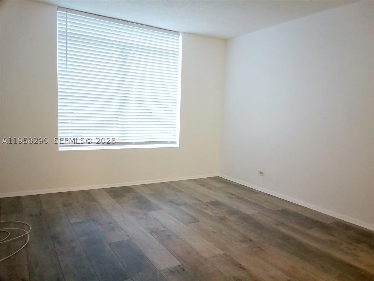 Real estate property located at 3720 Inverrary Dr #2S, Broward, International Village At, Lauderhill, FL