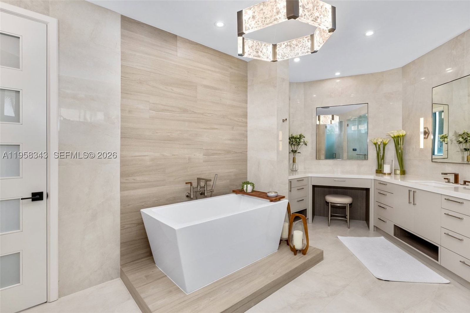 Real estate property located at 2965 Surrey Ln, Broward, Windmill Ranch Estates, Weston, FL