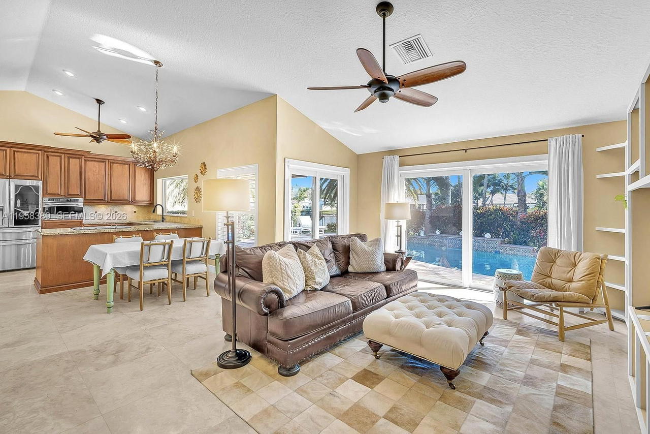 Real estate property located at 10230 Grove Ln, Broward, Coopers Grove, Cooper City, FL