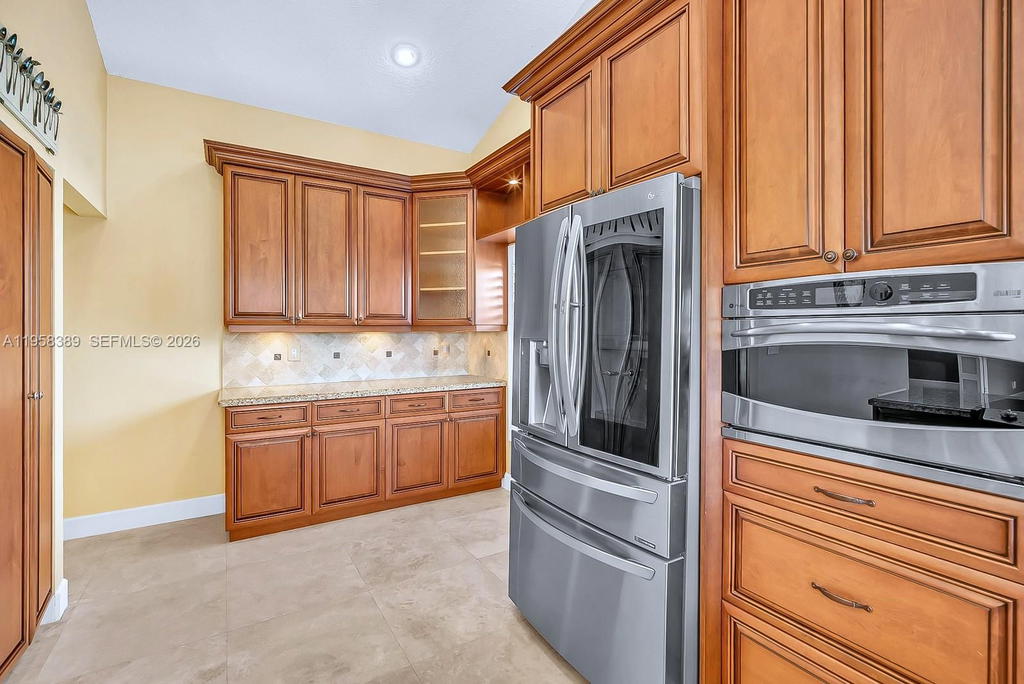 Real estate property located at 10230 Grove Ln, Broward, Coopers Grove, Cooper City, FL