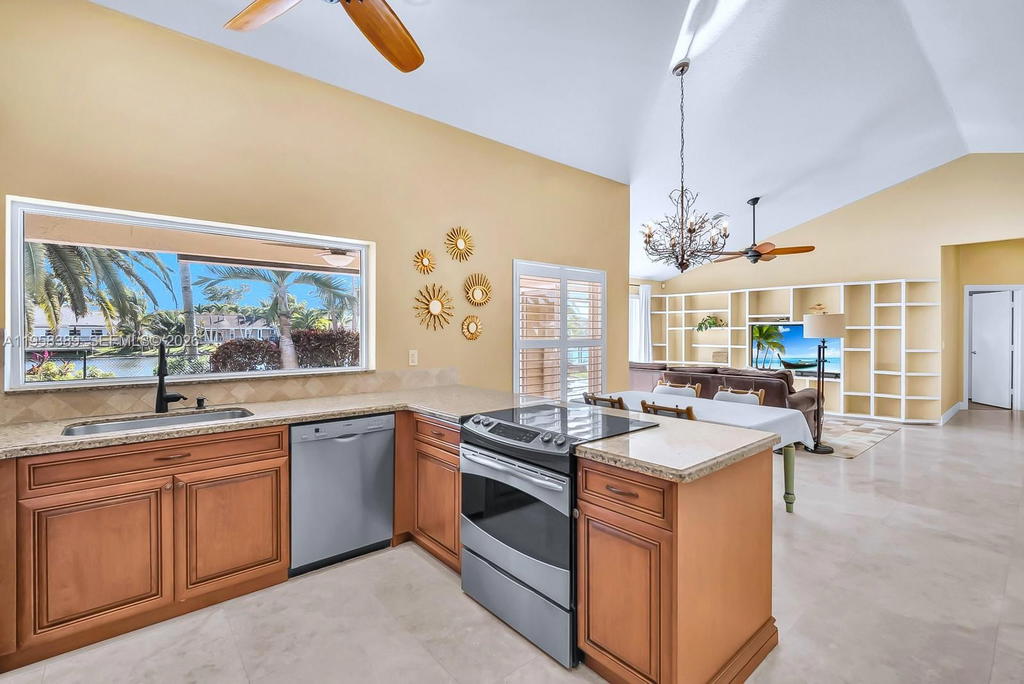Real estate property located at 10230 Grove Ln, Broward, Coopers Grove, Cooper City, FL