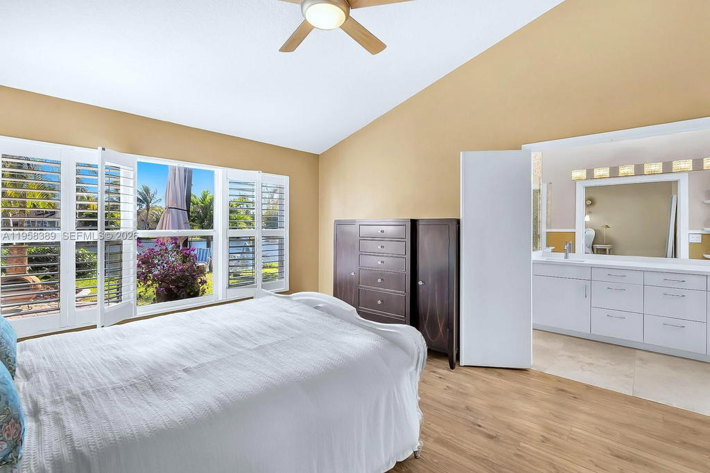 Real estate property located at 10230 Grove Ln, Broward, Coopers Grove, Cooper City, FL