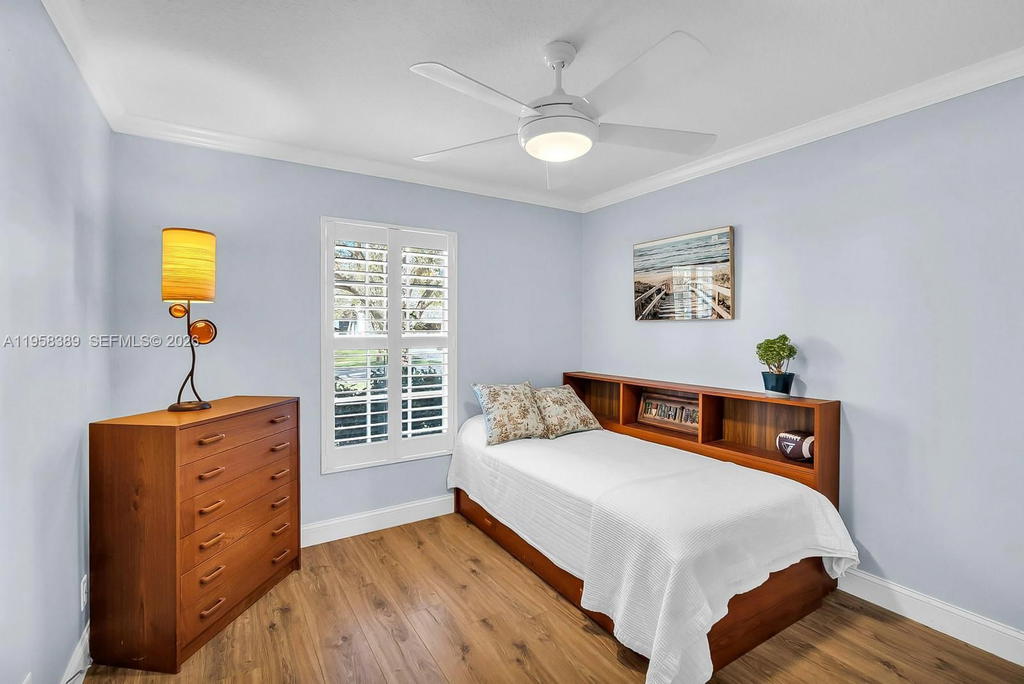 Real estate property located at 10230 Grove Ln, Broward, Coopers Grove, Cooper City, FL