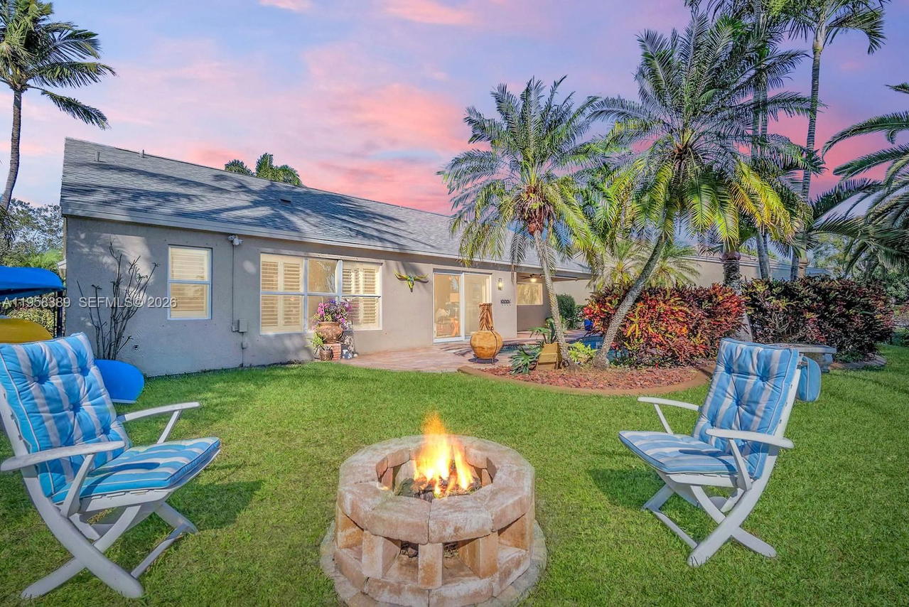 Real estate property located at 10230 Grove Ln, Broward, Coopers Grove, Cooper City, FL