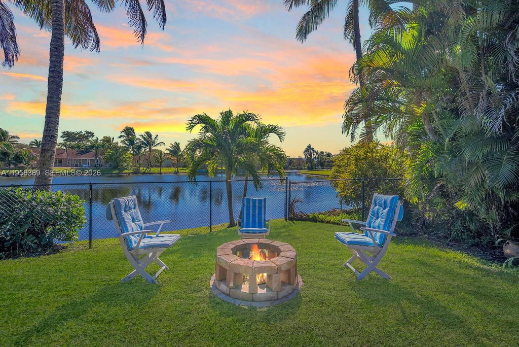 Real estate property located at 10230 Grove Ln, Broward, Coopers Grove, Cooper City, FL
