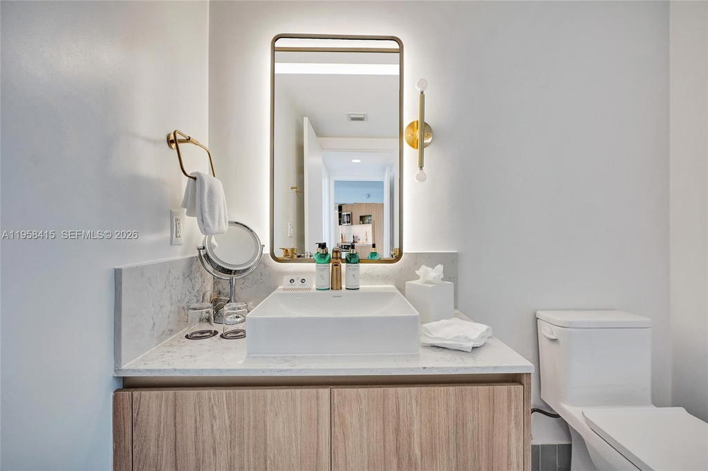 Real estate property located at 159 6th St #3405, Miami-dade, Natiivo Miami, Miami, FL