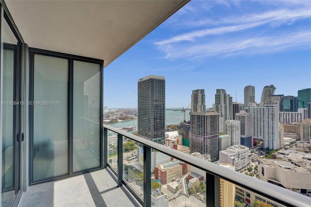 Real estate property located at 159 6th St #3405, Miami-dade, Natiivo Miami, Miami, FL
