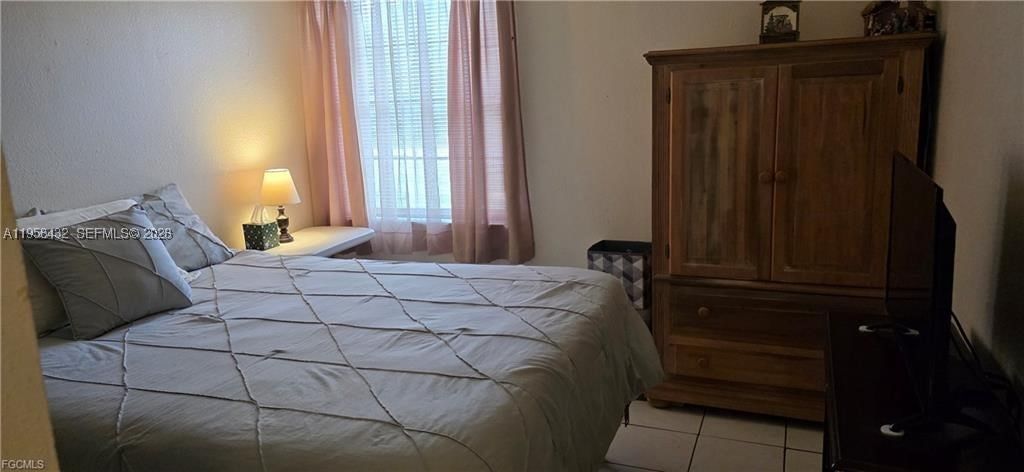 Real estate property located at 5036 Tradewinds Cir, Hendry, Port Labelle, La Belle, FL