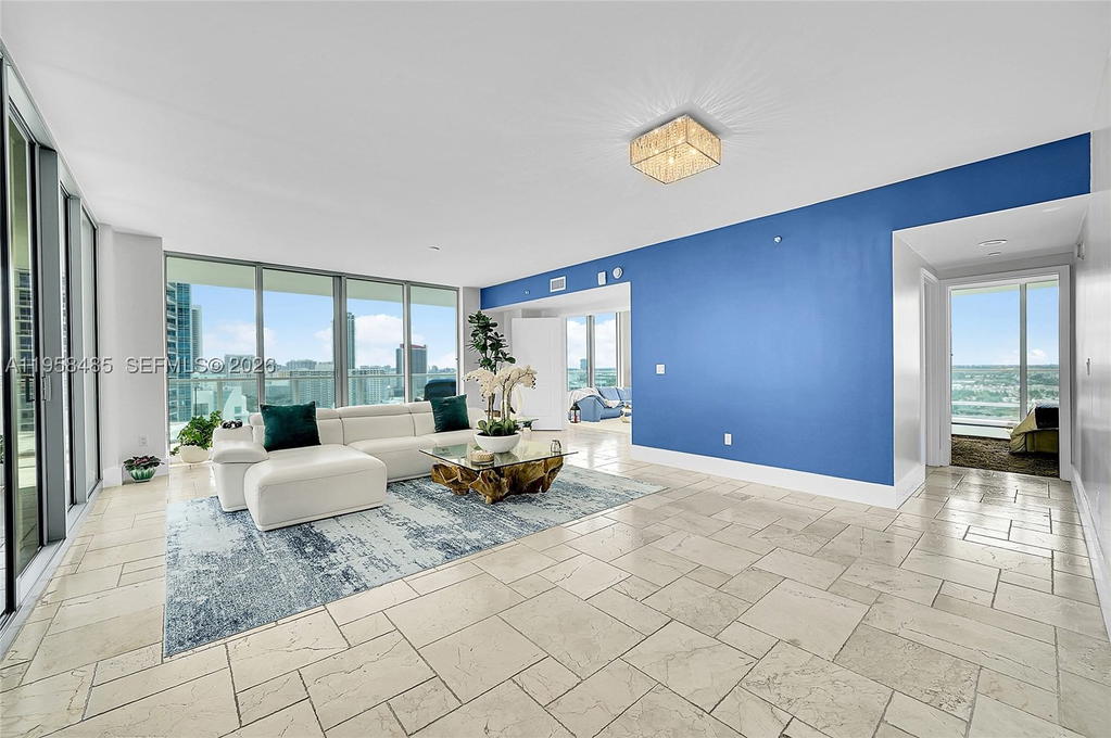 Real estate property located at 3101 OCEAN #1802, Broward, Ocean Palms Condo, Hollywood, FL