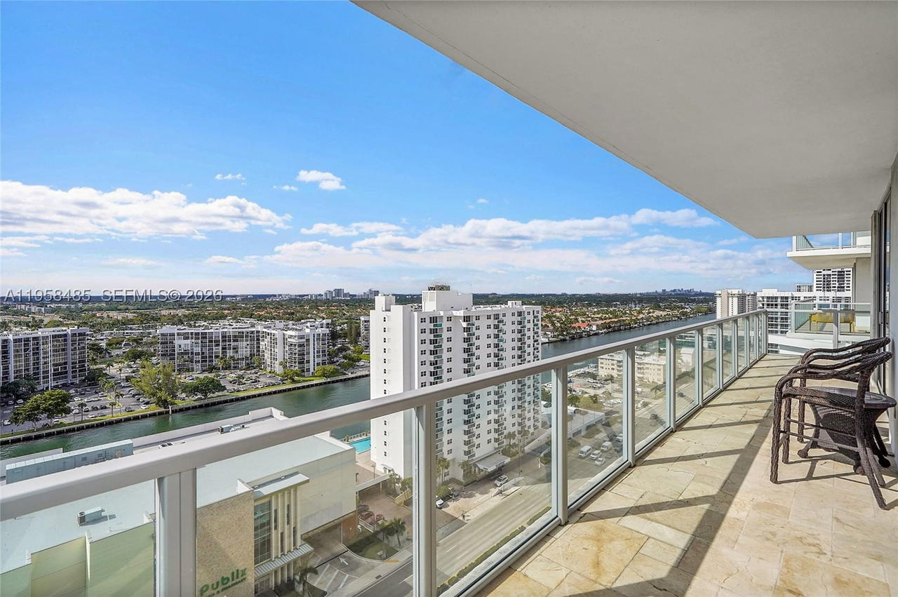 Real estate property located at 3101 OCEAN #1802, Broward, Ocean Palms Condo, Hollywood, FL