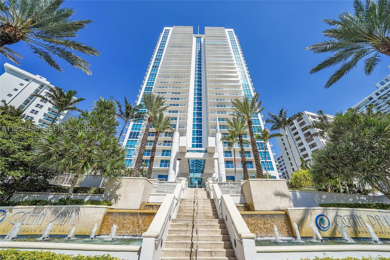 Real estate property located at 3101 OCEAN #1802, Broward, Ocean Palms Condo, Hollywood, FL