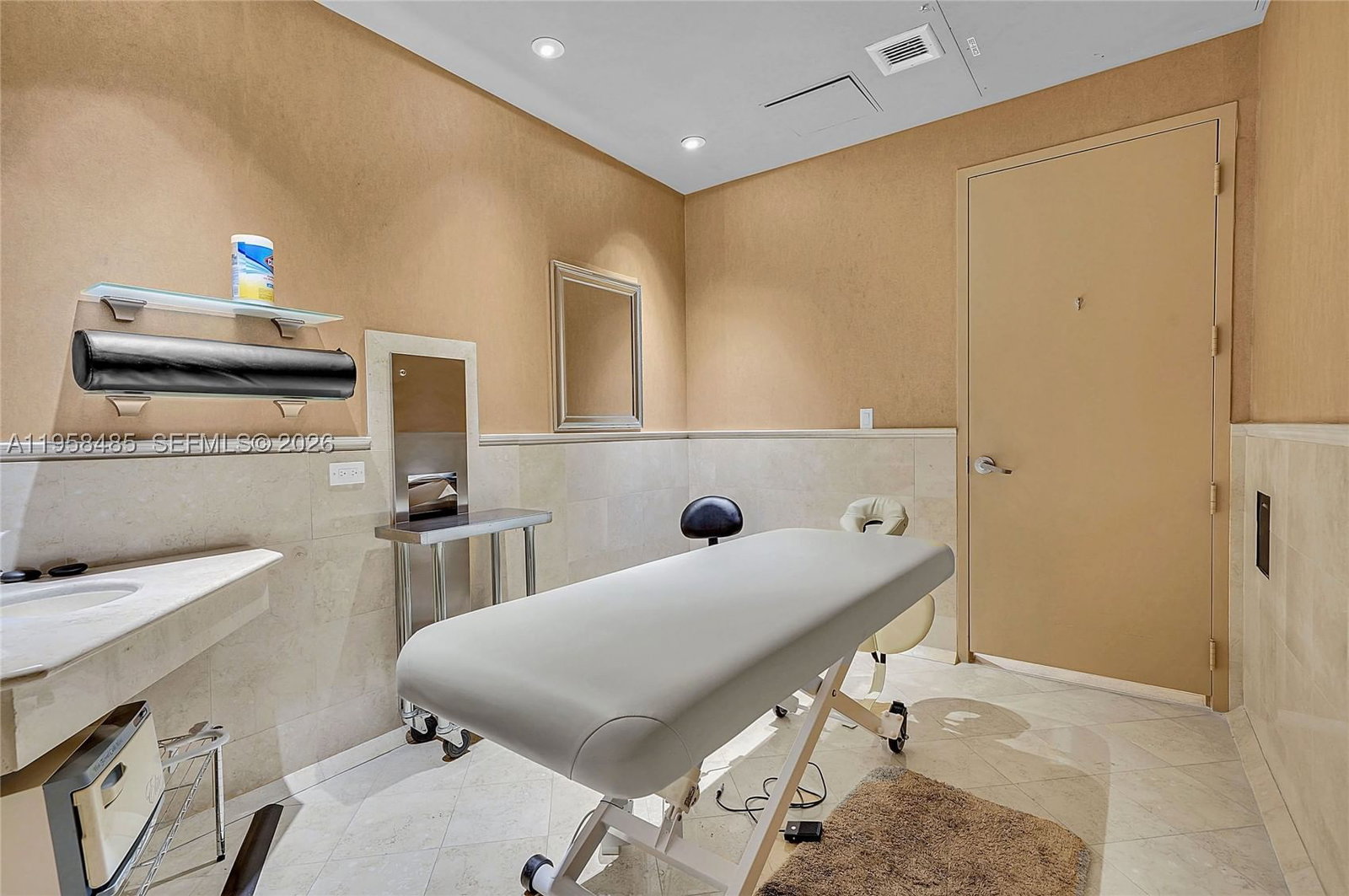 Real estate property located at 3101 OCEAN #1802, Broward, Ocean Palms Condo, Hollywood, FL