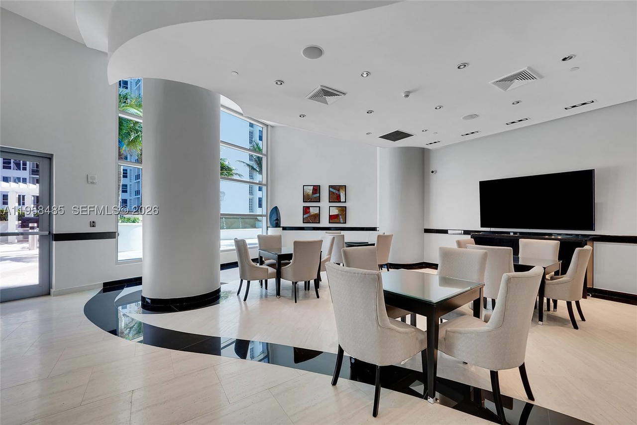 Real estate property located at 3101 OCEAN #1802, Broward, Ocean Palms Condo, Hollywood, FL