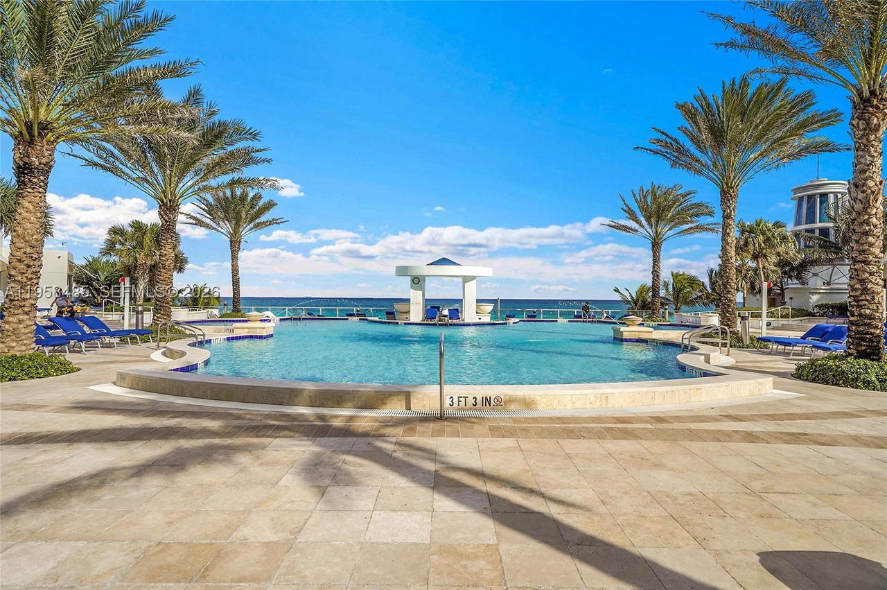 Real estate property located at 3101 OCEAN #1802, Broward, Ocean Palms Condo, Hollywood, FL