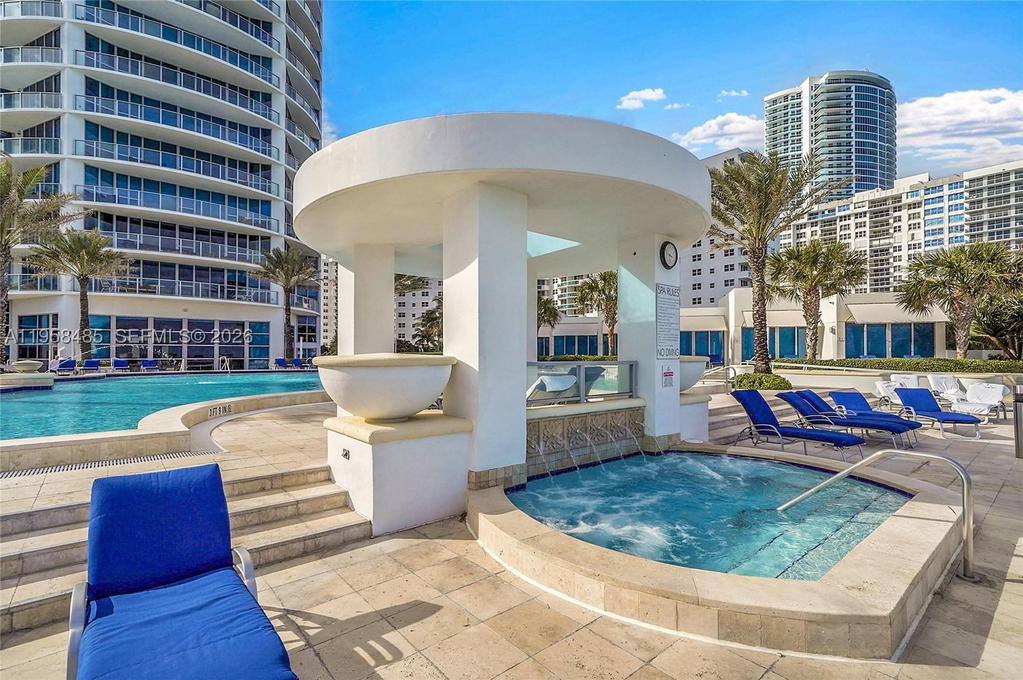 Real estate property located at 3101 OCEAN #1802, Broward, Ocean Palms Condo, Hollywood, FL