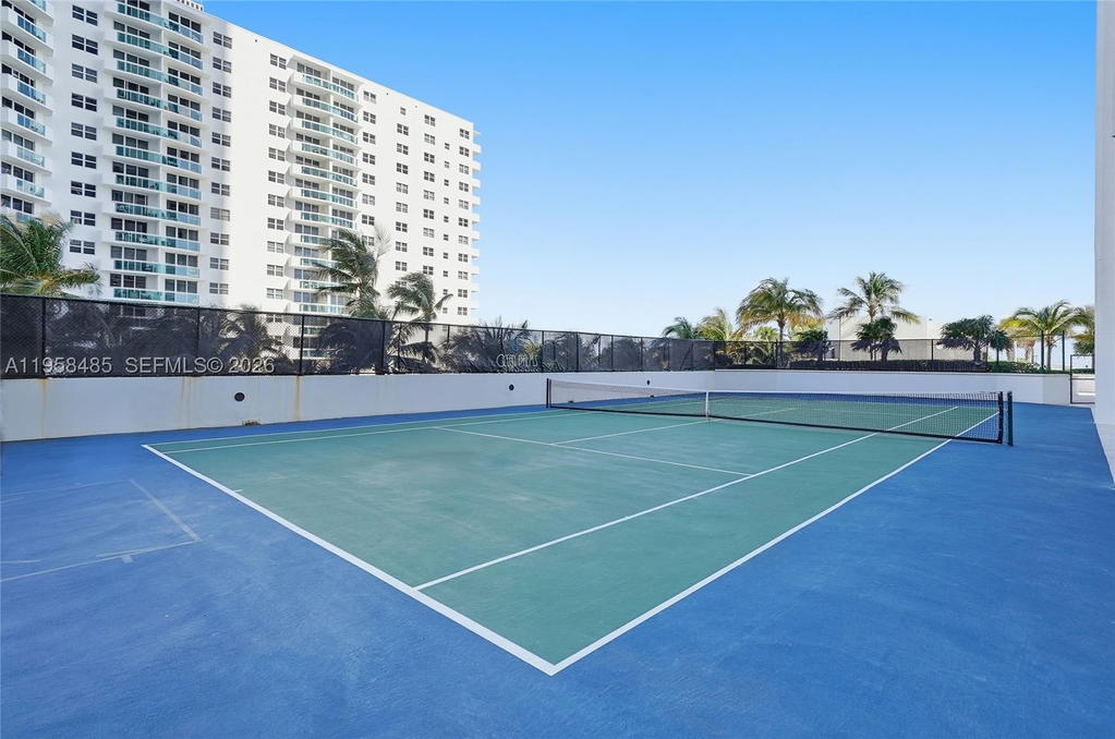 Real estate property located at 3101 OCEAN #1802, Broward, Ocean Palms Condo, Hollywood, FL