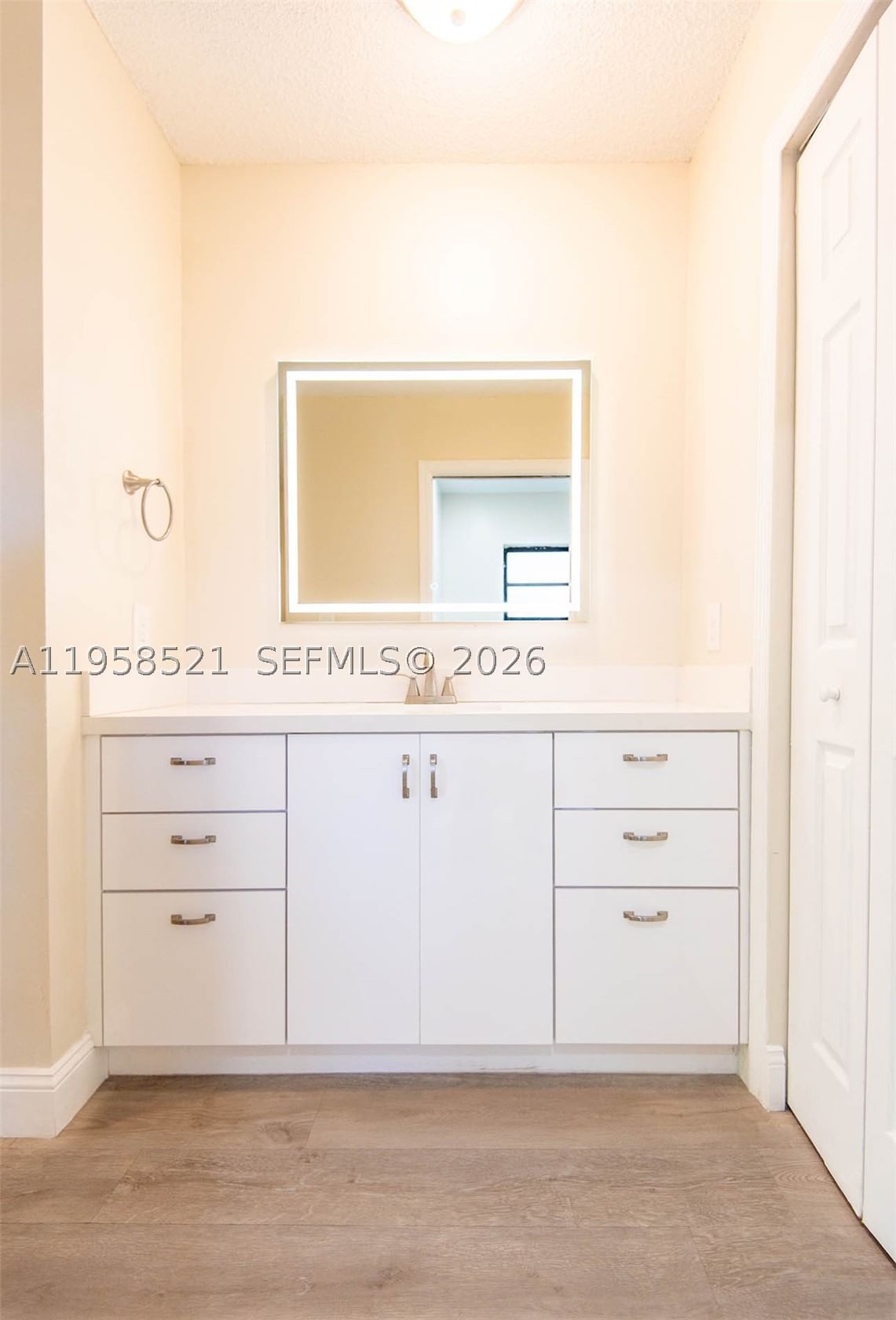 Real estate property located at 14464 96th Ter, Miami-dade, Munne Sub, Miami, FL