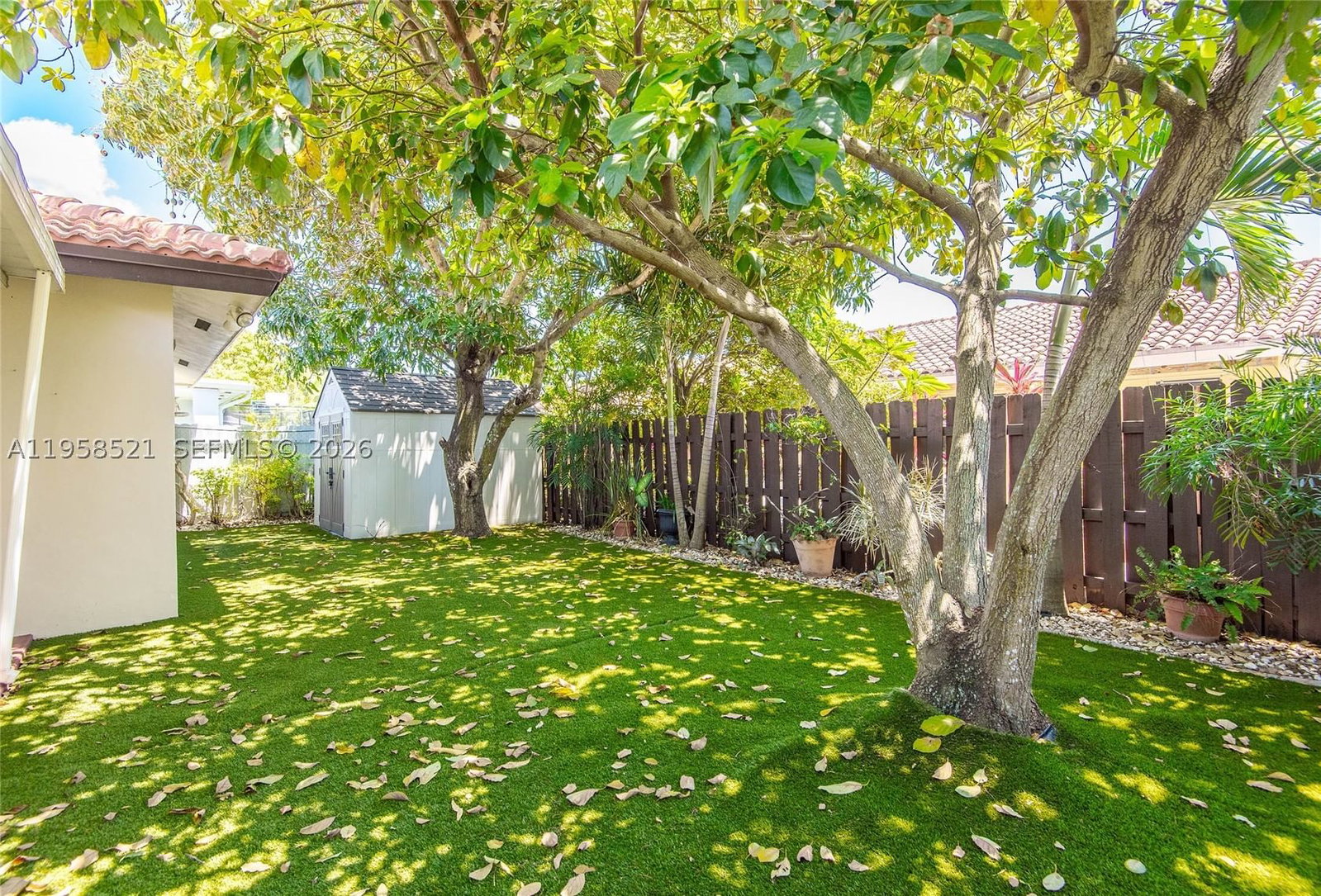 Real estate property located at 14464 96th Ter, Miami-dade, Munne Sub, Miami, FL