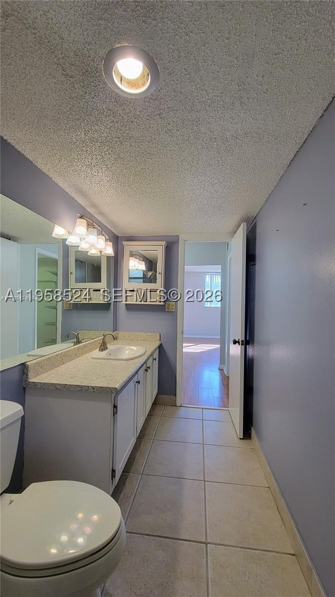 Real estate property located at 406 68th Ave #304, Broward, Polynesian Gardens Condom, Plantation, FL