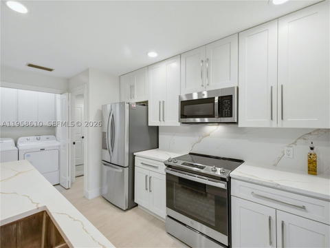 Real estate property located at 803 Silverleaf Oak Ct, Palm Beach, Oaks-sunterrace 1, Palm Beach Gardens, FL