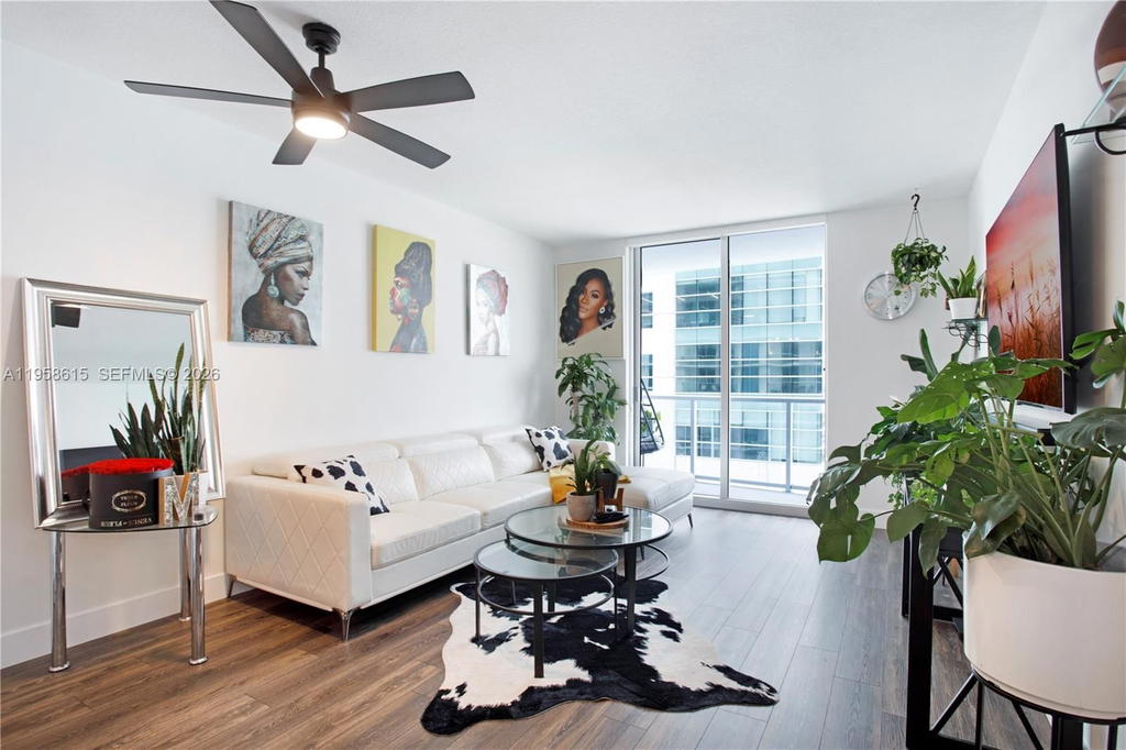 Real estate property located at 185 7th St #2514, Miami-dade, Latitude On The River, Miami, FL
