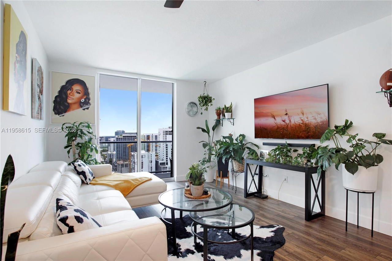 Real estate property located at 185 7th St #2514, Miami-dade, Latitude On The River, Miami, FL
