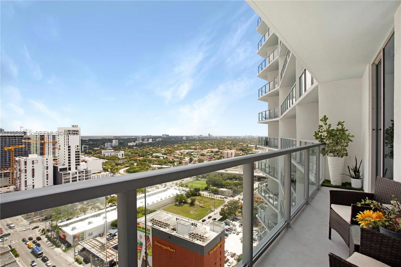 Real estate property located at 185 7th St #2514, Miami-dade, Latitude On The River, Miami, FL