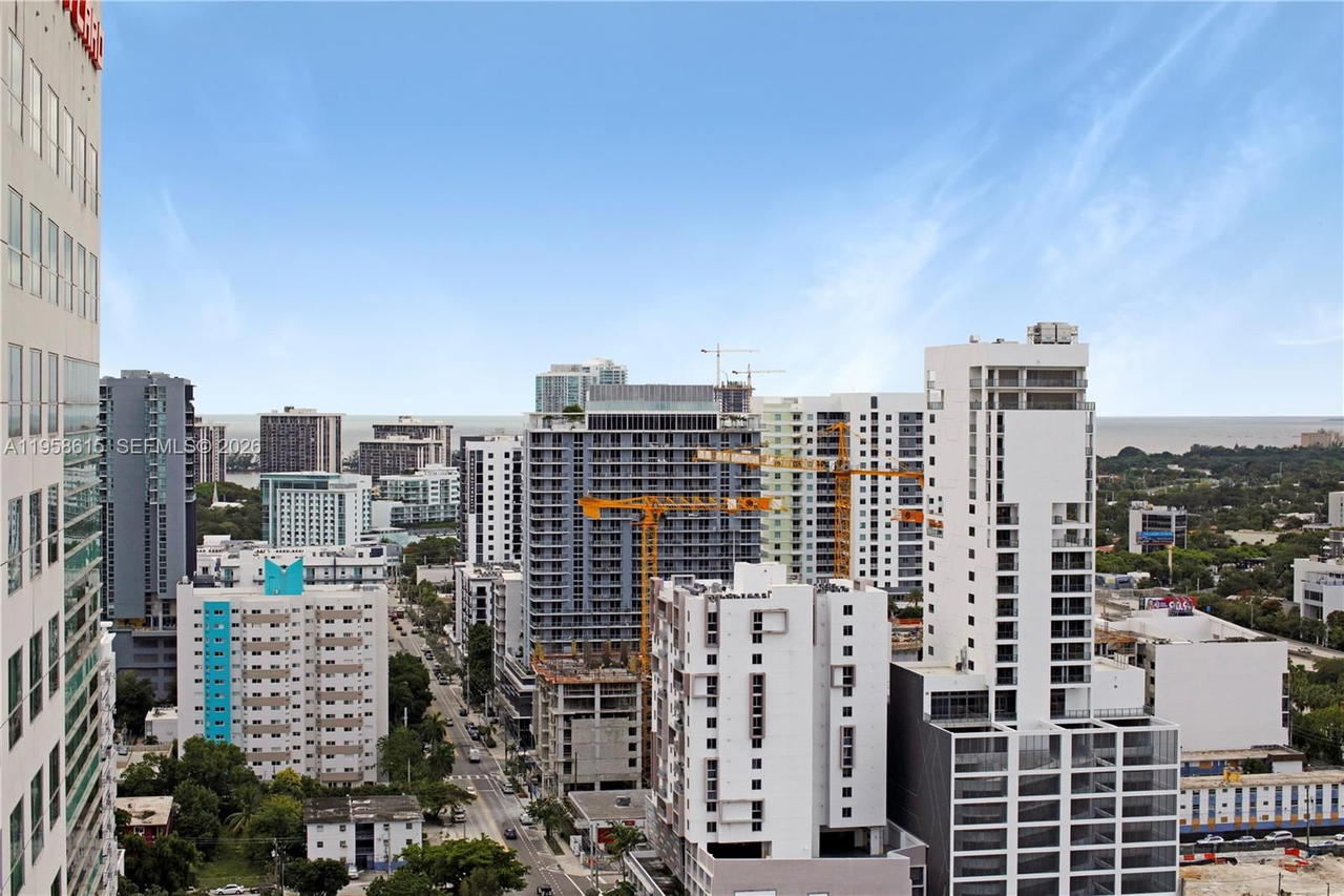 Real estate property located at 185 7th St #2514, Miami-dade, Latitude On The River, Miami, FL