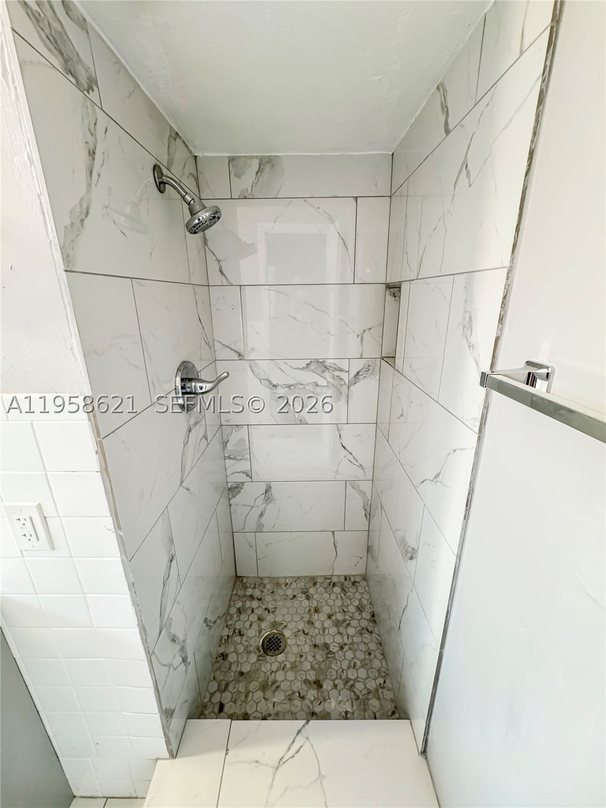 Real estate property located at 4133 52nd St, Broward, Broward Gardens, Dania Beach, FL