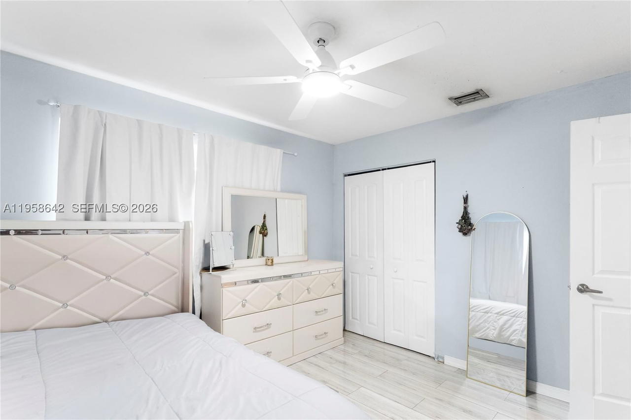 Real estate property located at 821 73rd Ter, Broward, Boulevard Heights Sec 2, Hollywood, FL