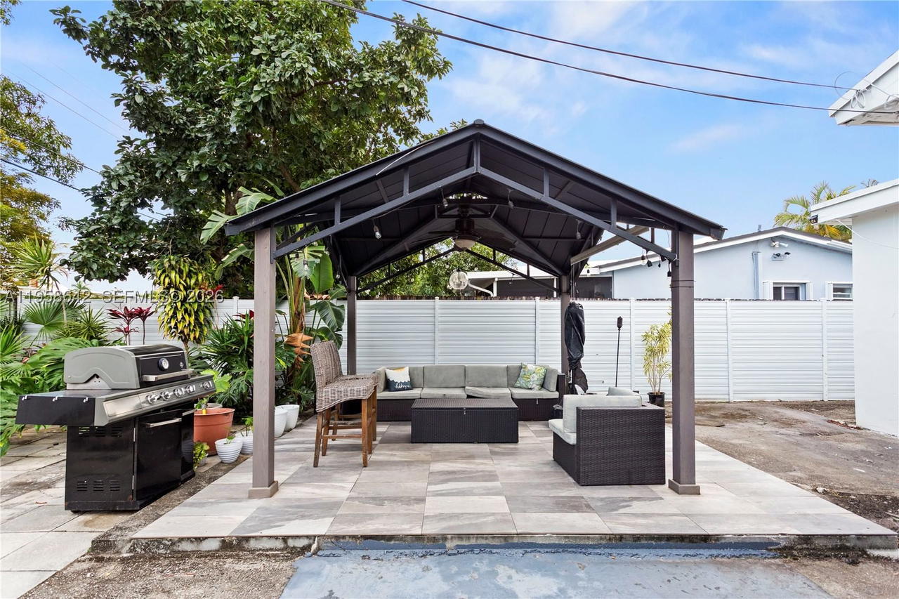 Real estate property located at 821 73rd Ter, Broward, Boulevard Heights Sec 2, Hollywood, FL