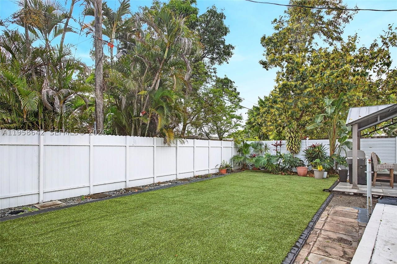Real estate property located at 821 73rd Ter, Broward, Boulevard Heights Sec 2, Hollywood, FL