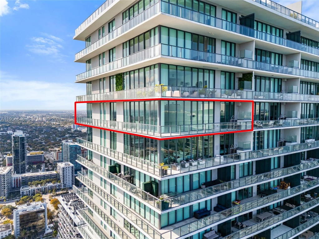 Real estate property located at 480 31st St PH5101, Miami-dade, Gran Paraiso Condo, Miami, FL