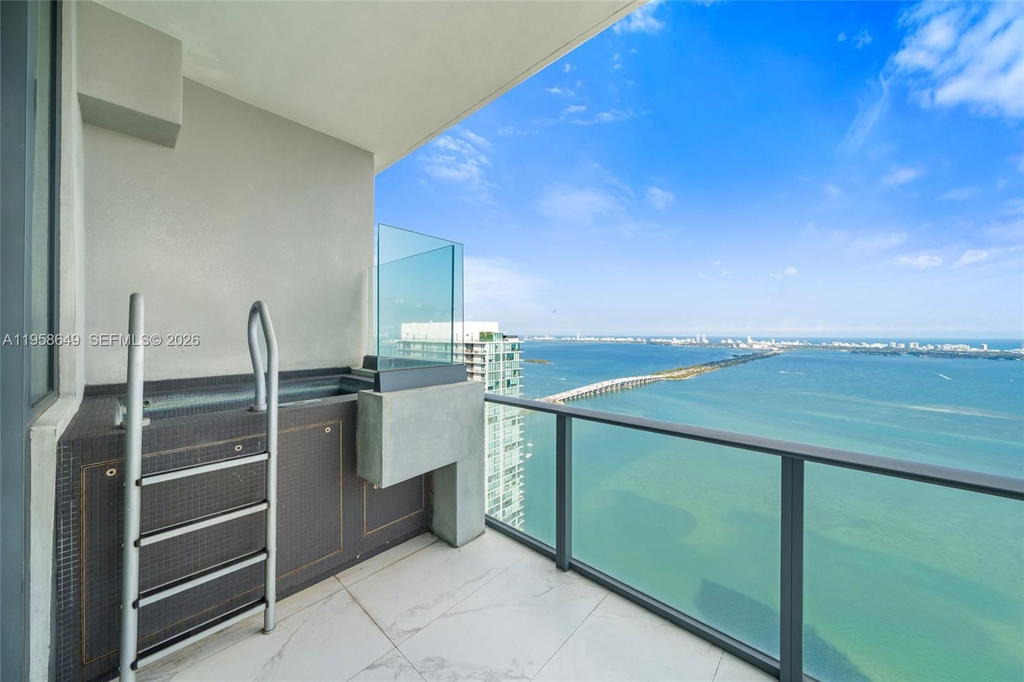 Real estate property located at 480 31st St PH5101, Miami-dade, Gran Paraiso Condo, Miami, FL