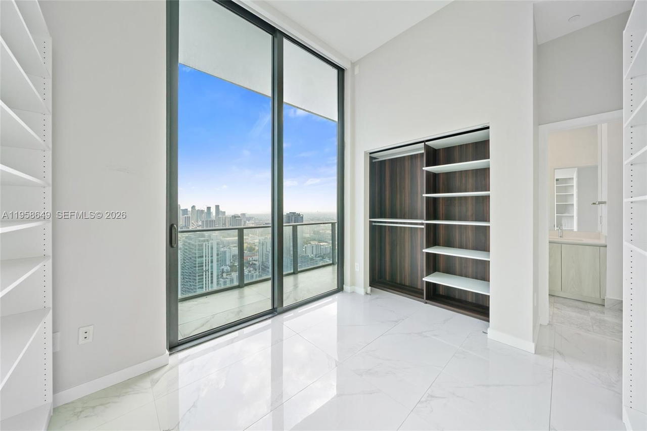 Real estate property located at 480 31st St PH5101, Miami-dade, Gran Paraiso Condo, Miami, FL