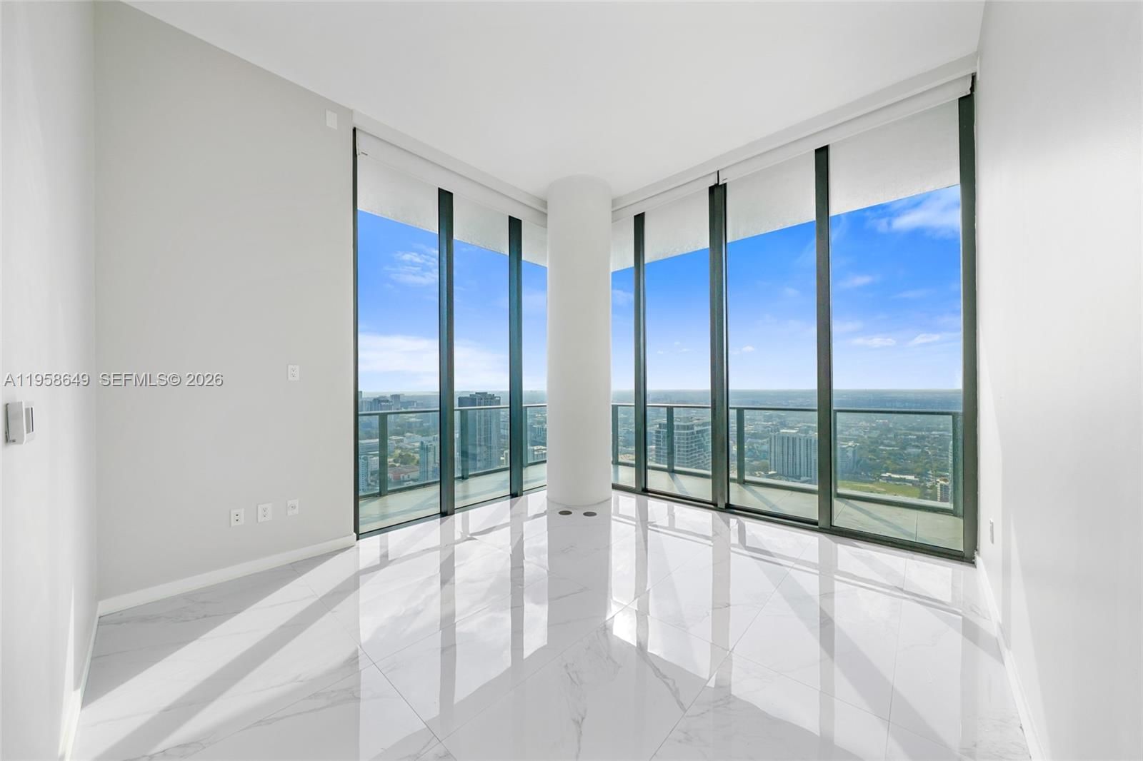 Real estate property located at 480 31st St PH5101, Miami-dade, Gran Paraiso Condo, Miami, FL
