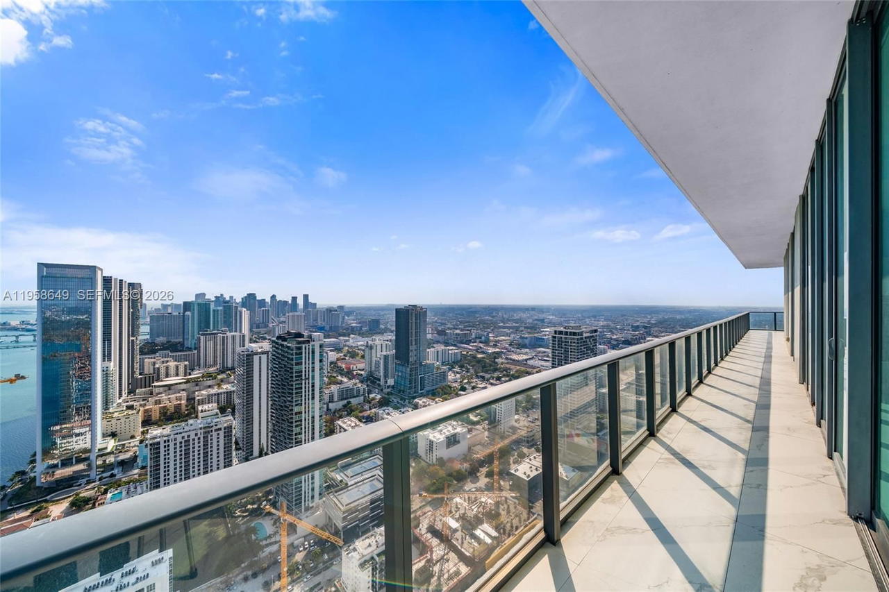 Real estate property located at 480 31st St PH5101, Miami-dade, Gran Paraiso Condo, Miami, FL