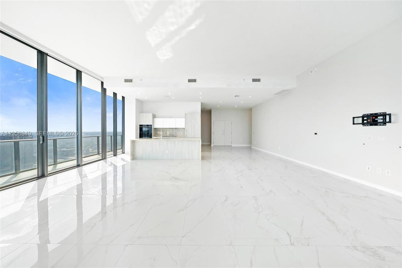 Real estate property located at 480 31st St PH5101, Miami-dade, Gran Paraiso Condo, Miami, FL