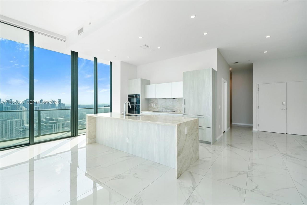 Real estate property located at 480 31st St PH5101, Miami-dade, Gran Paraiso Condo, Miami, FL