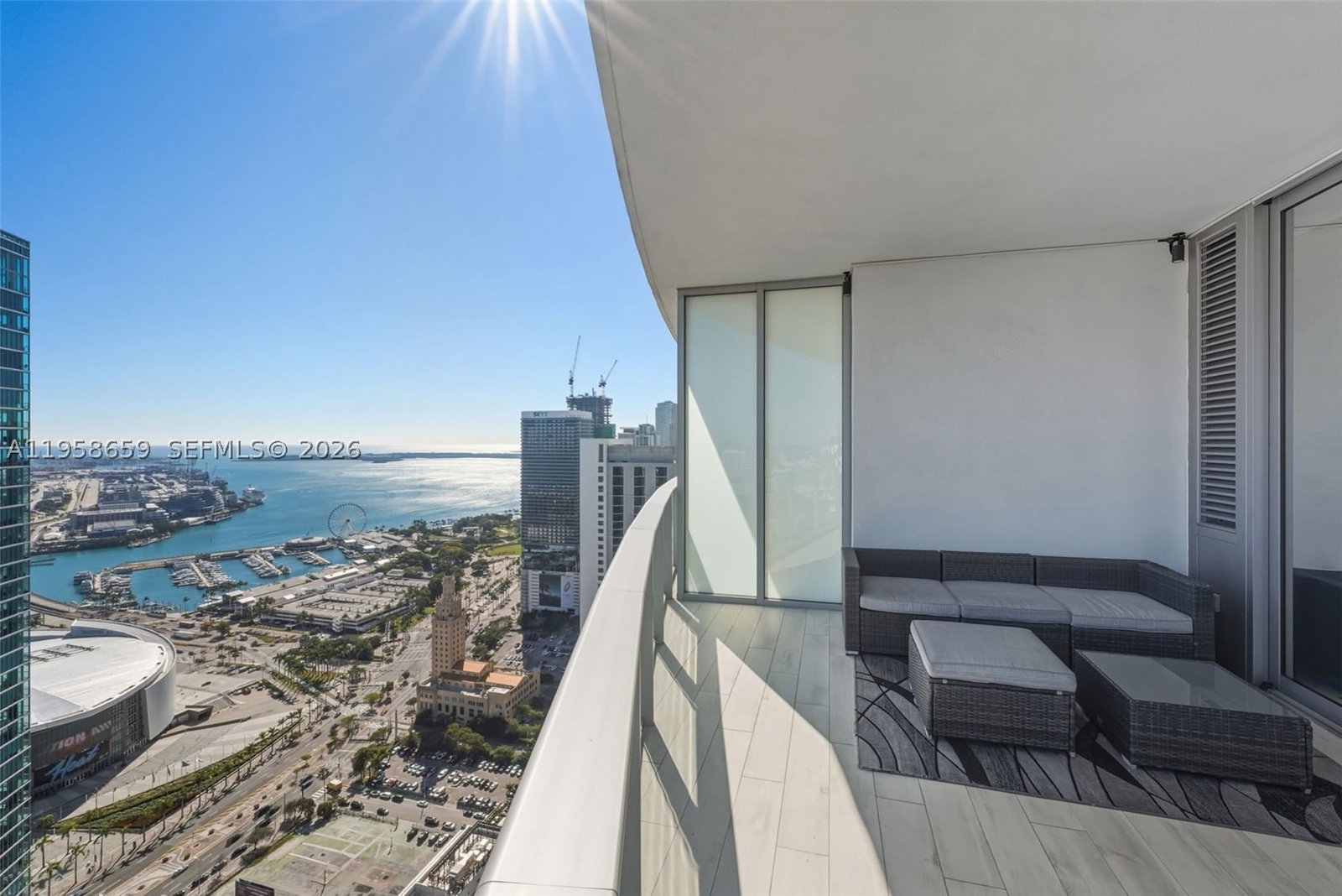 Real estate property located at 851 1st Ave #4303, Miami-dade, Paramount Miami Worldcent, Miami, FL