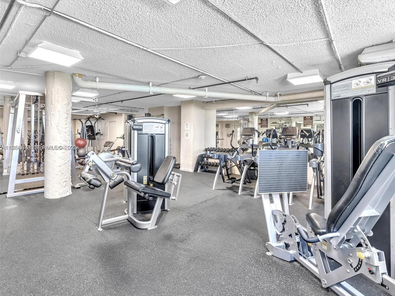 Real estate property located at 999 Brickell Bay Dr #2002, Miami-dade, Four Ambassadors Condo Ph, Miami, FL