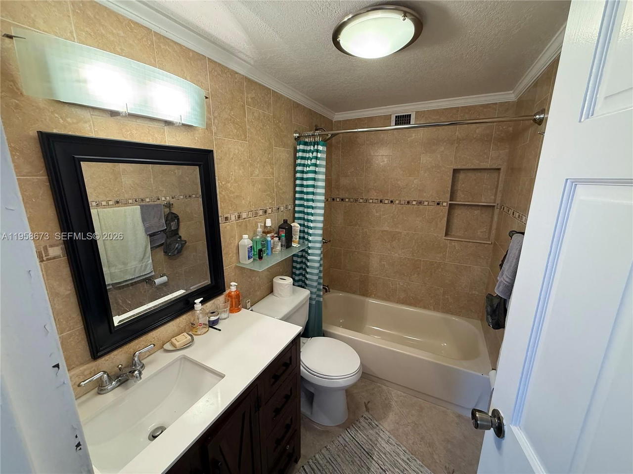Real estate property located at 999 Brickell Bay Dr #2002, Miami-dade, Four Ambassadors Condo Ph, Miami, FL