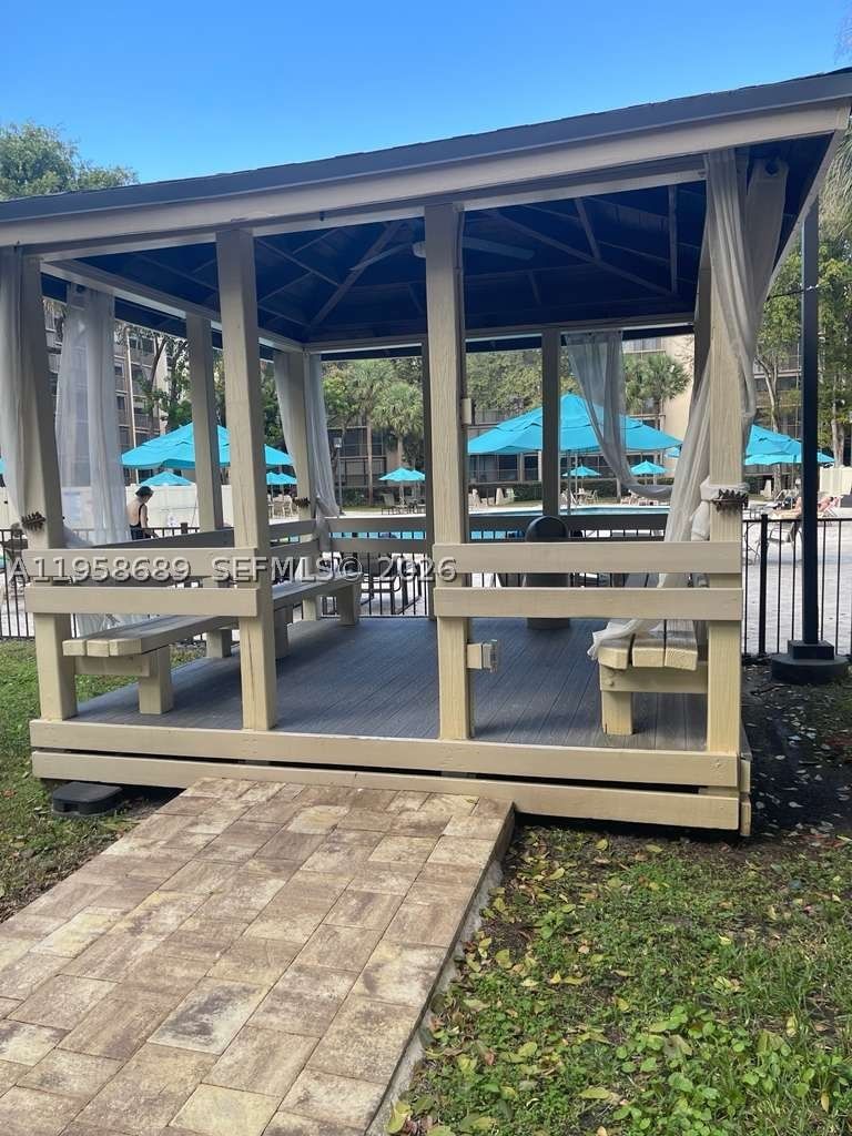 Real estate property located at 2802 46th Ave B425, Broward, Grandview At Emerald Hills, Hollywood, FL
