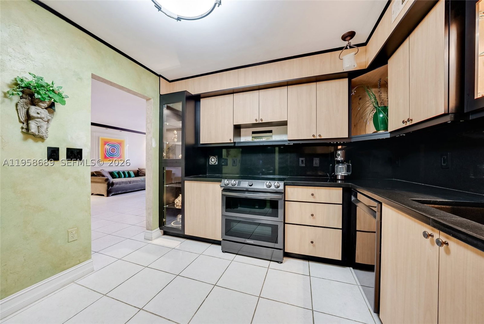 Real estate property located at 2802 46th Ave B425, Broward, Grandview At Emerald Hills, Hollywood, FL